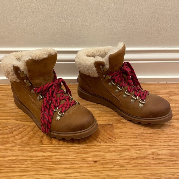 Ainsley Conquest Shearling-Trimmed Waterproof Boot - Picture 2 of 2